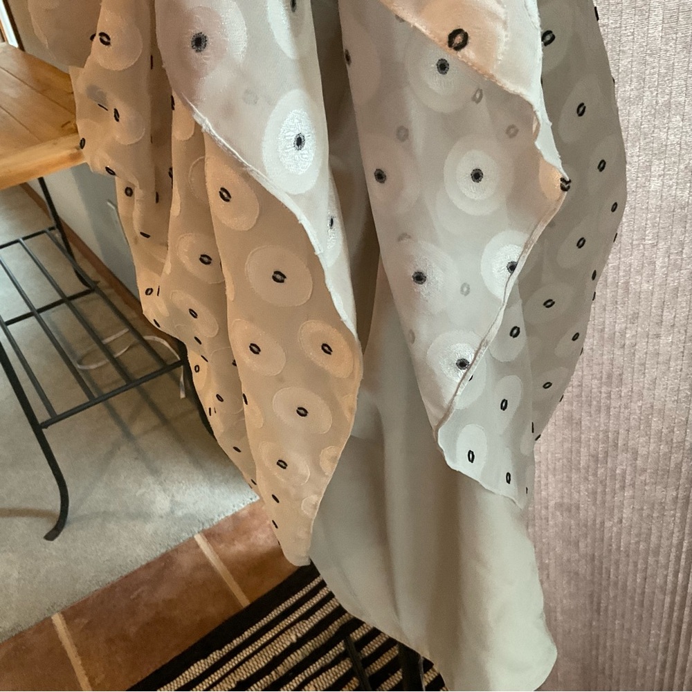 Adrianna Papell Dress
Size: Small - Picture 9 of 10